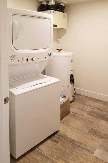In-suite washer/dryer