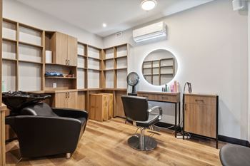 Hair dresser within complex