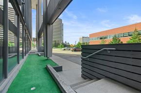 Southfield apartment for rent - Courtyard View at Arbor Lofts, Southfield Michigan