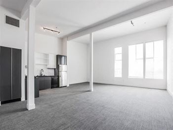11-14 Foot ceilings