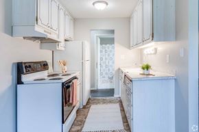West St. Paul apartment for rent - Charlton Terrace, West St. Paul, Minnesota