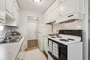 West St. Paul apartment for rent - Colonial Terrace Aparments, West St Paul, MN