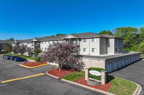 Elk River apartment for rent - Dove Tree Apartments, Elk River, MN