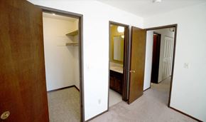 Roseville apartment for rent - Victoria Flats BedroomVictoria Flats Kitchen, Roseville, Minnesota