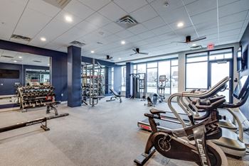 Lago apartments gym