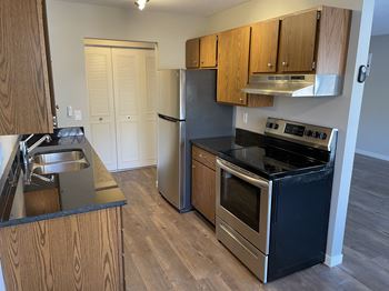 7Th avenue apartments, north st. Paul, minnesota