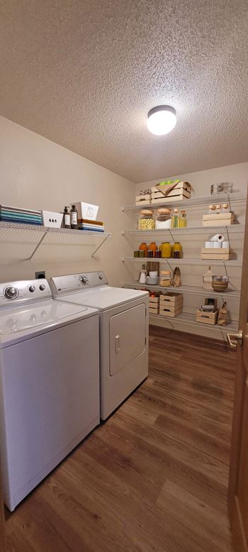 Lakewood place apartments photo