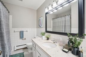 White Bear Lake apartment for rent - Bellaire Estates Apartments, White Bear Lake, MN