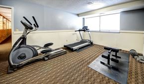 Roseville apartment for rent - Victoria Flats GymVictoria Flats Kitchen, Roseville, Minnesota