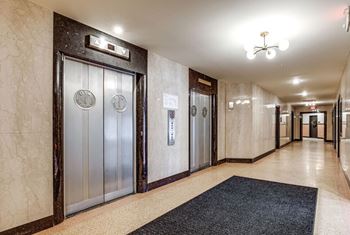 Amber union elevator