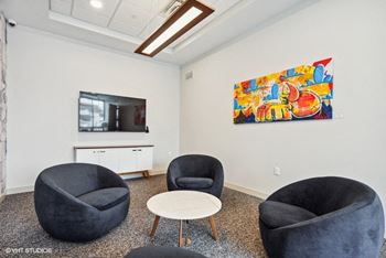 Lago apartments common area
