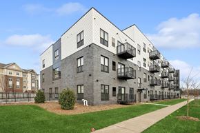 Brooklyn Center apartment for rent - Wangstad Commons, Brooklyn Center,