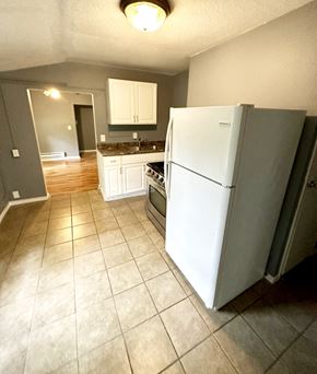 St. Paul apartment for rent - Belvidere Flats Kitchen, St. Paul, Minnesota