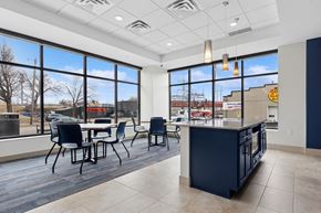 St. Paul apartment for rent - Marshall Avenue Flats, St Paul, MN