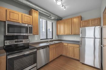 Stone arch i kitchen