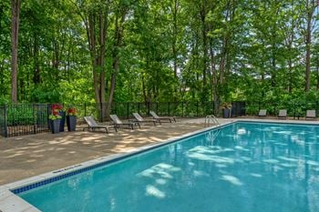 Heated pool & sundeck