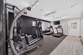 State-of-the-art 24/7 fitness and wellness center at drawbridge apartments in harrison township, mi.