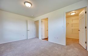 Hailey apartment for rent - Balmoral_Apartment Empty Bedroom