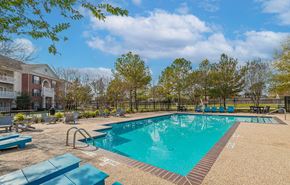 Houston apartment for rent - Dominium-Knolls at West Oaks-Pool