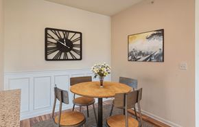 Houston apartment for rent - Dominium-Knolls at West Oaks-Virtually Staged Dining Room