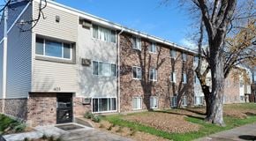 St. Paul apartment for rent - Lonnie Adkins Court_Property Exterior