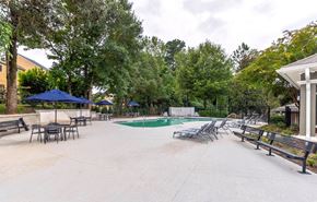 Lawrenceville apartment for rent - Oaks at New Hope_Outdoor Pool