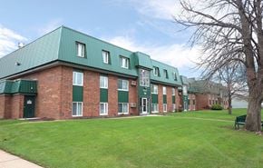 Brooklyn Park apartment for rent - Dominium_Park Haven_Exterior