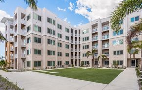 Palmetto apartment for rent - Dominium-Reef at Riviera-Courtyard