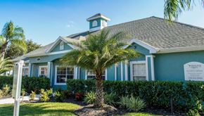 Naples apartment for rent - Whistlers Green_Leasing Office