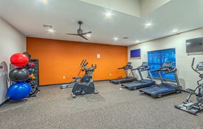 Arlington apartment for rent - Fitness center at Rosemont at Mayfield Villas, Arlington, TX