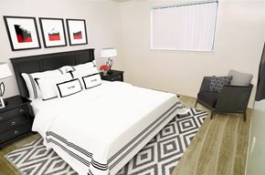 Southfield townhouse for rent - Nice size 2 and 3 bedroom townhomes with lots of closets