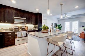 Avondale apartment for rent - FLATZ 512 Kitchen seating