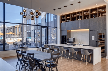 Demonstration kitchen & coffee bar