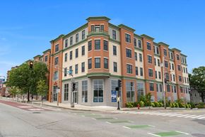 Somerville apartment for rent - Corner of 315 Broadway