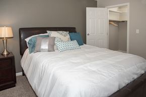 Lincoln apartment for rent - picture of bed in bedroom