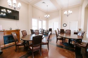 Conway apartment for rent - A dining room with a large table and chairs.