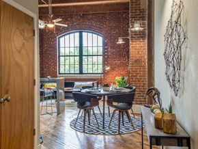 Richmond apartment for rent - Dining Area at The Hudson, Virginia, 23224