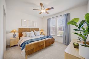 Niceville apartment for rent - Contemporary Bedroom at The Enclave at Deer Moss Creek, Niceville, FL