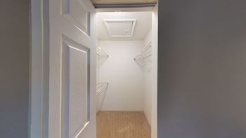 Walk-in closet