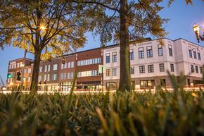 Roanoke apartment for rent - Gramercy Row Apartments Roanoke VA Exterior