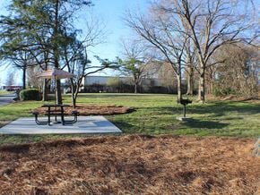 Greensboro apartment for rent - Hanover-Terrace-Park_