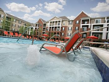 Refreshing pool