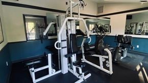 Raleigh apartment for rent - Pine Winds Gym