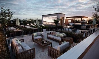 Outdoor firepit lounge