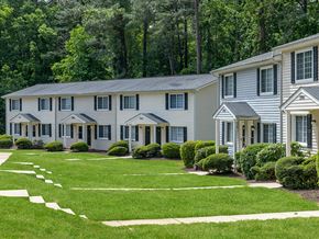 Raleigh apartment for rent - Exterior of Tryon Village Townhouses