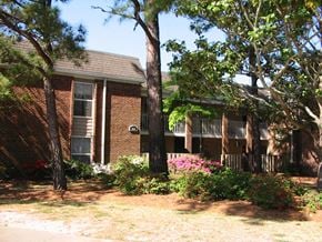 Wilmington apartment for rent - Exterior of  Glenmeade Village in Wilmington NC