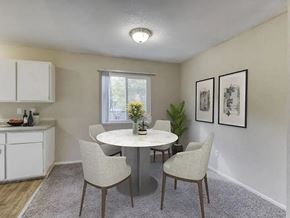 Reno apartment for rent - Dinning Room at Peaks at the Park, Reno, 89502