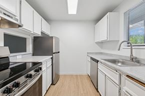 Boise apartment for rent - Modern Kitchen at Shannon South, Boise, 83705