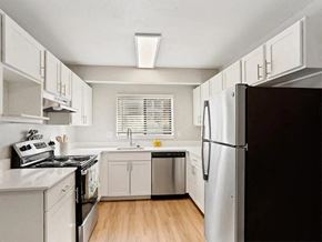 Salt Lake City apartment for rent - Modern Kitchen at Peaks on Redwood, Salt Lake City, UT, 84116