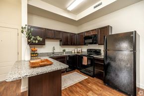 Bozeman apartment for rent - Equipped Kitchen at Sundance at Baxter Meadows, Bozeman, MT, 59718